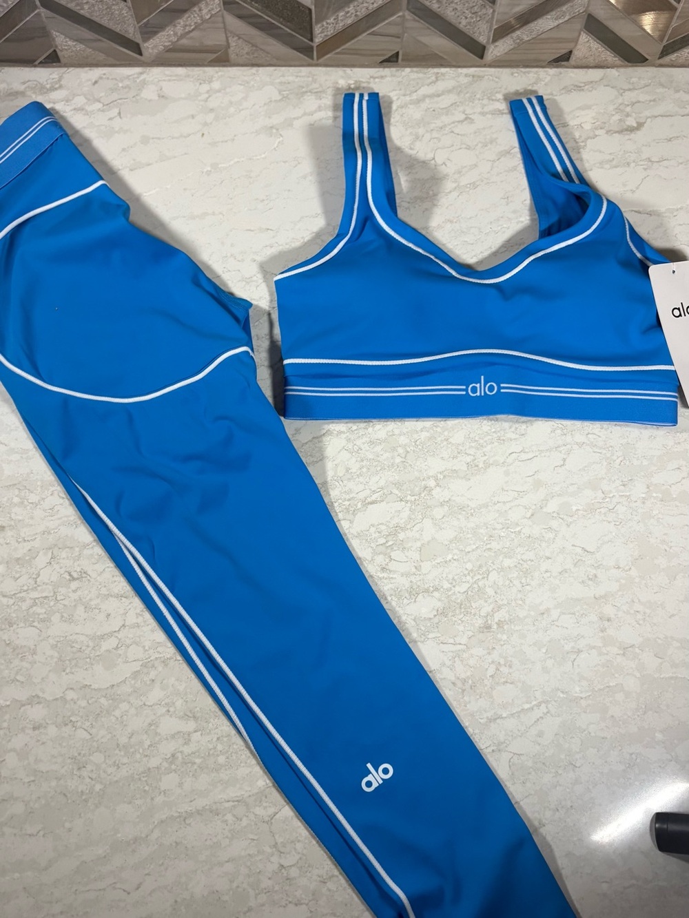 ALO Yoga Bright Blue Strappy Sports Bra & Leggings Set